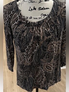 ⚠️EUC-Croft & Barrow Black and Brown SIZE- PM